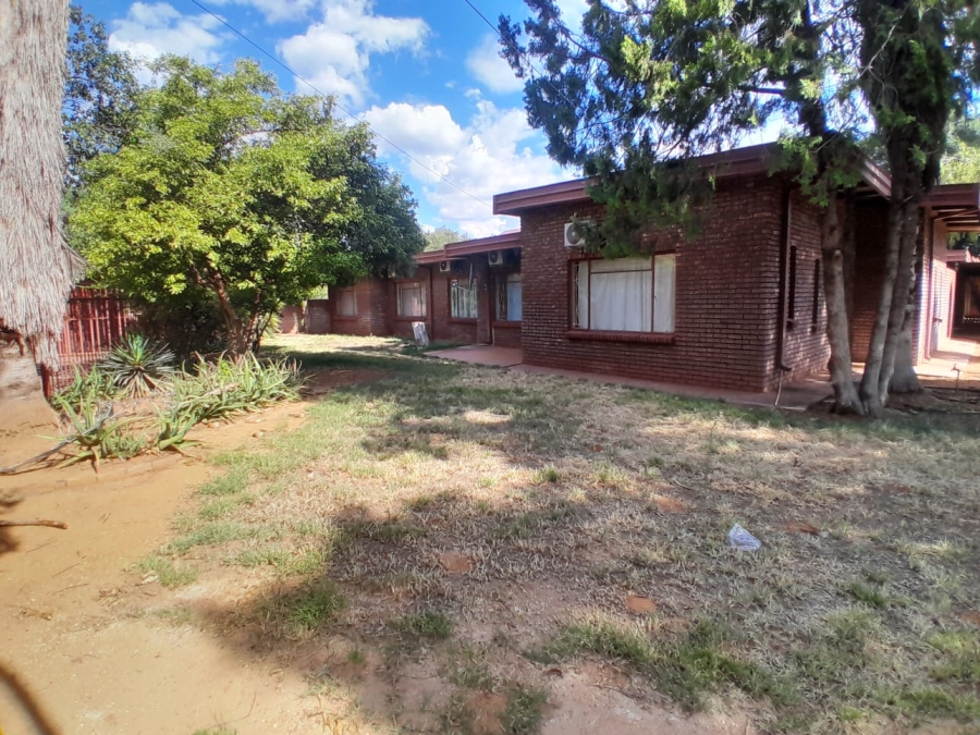 4 Bedroom Property for Sale in Kathu Northern Cape